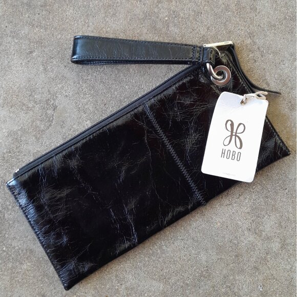 HOBO Vintage Hide Collection Vida Leather Wristlet Black Rectangle - Picture 1 of 3